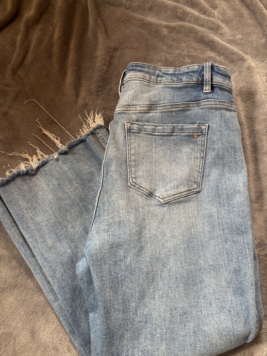 Mica Denim - Mica Light Blue Cropped Frayed Hem Jeans